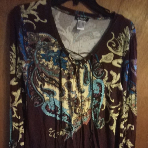 Venus woman's top - Picture 1 of 3